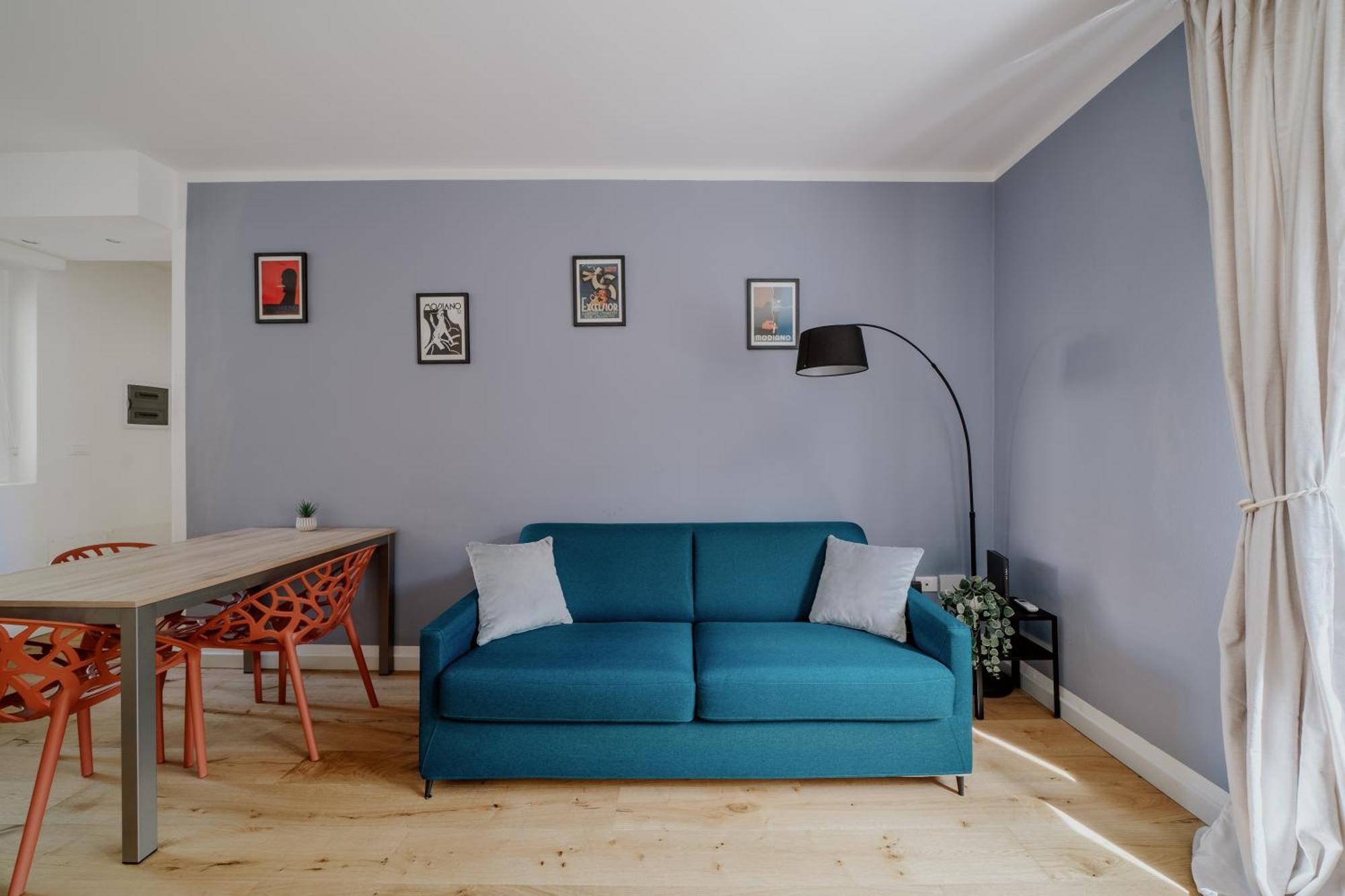 Elegante Appartamento In Marina Триест Экстерьер фото